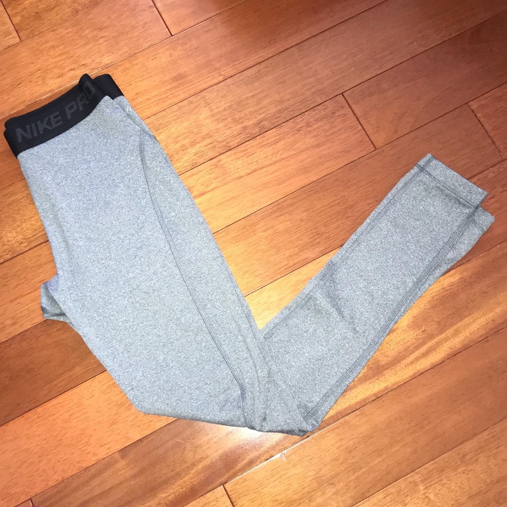 Small Nike Pros Leggings